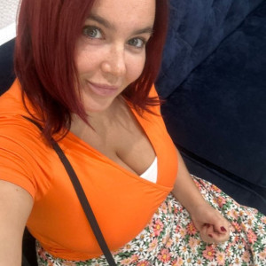 julie43